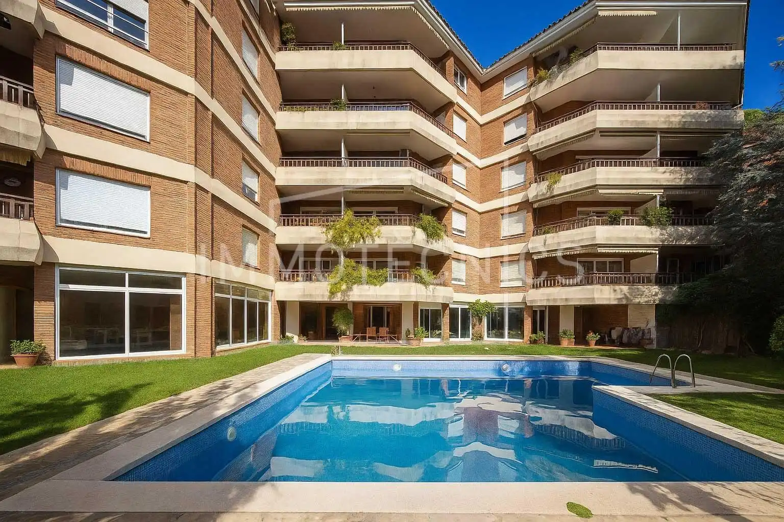 Swimming pool of Flat for sale in Caldes d'Estrac  with Private garden, Terrace and Balcony