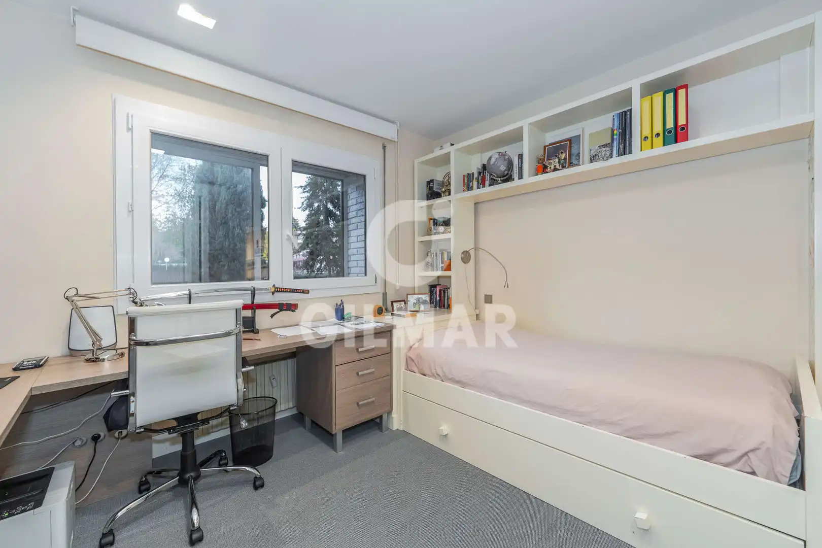 Flat for sale in Calle de la Kerria, El Soto de la Moraleja