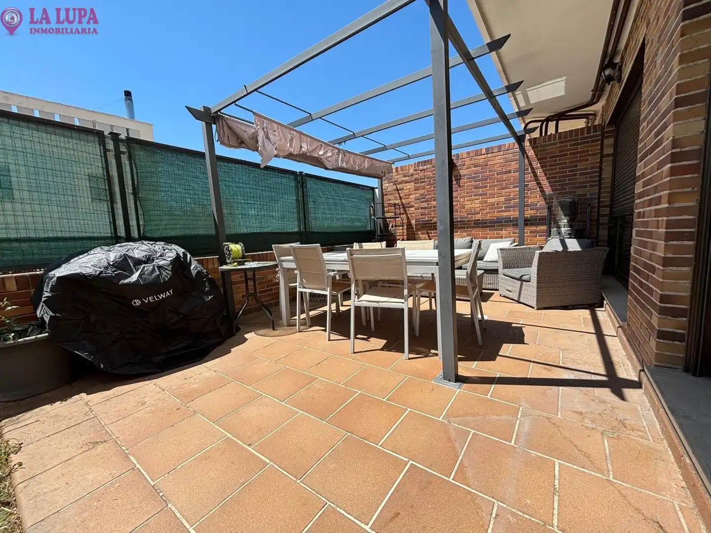 Terrasse von Erdgeschoss zum Verkauf in Colmenar Viejo mit Heizung, Privatgarten und Abstellraum