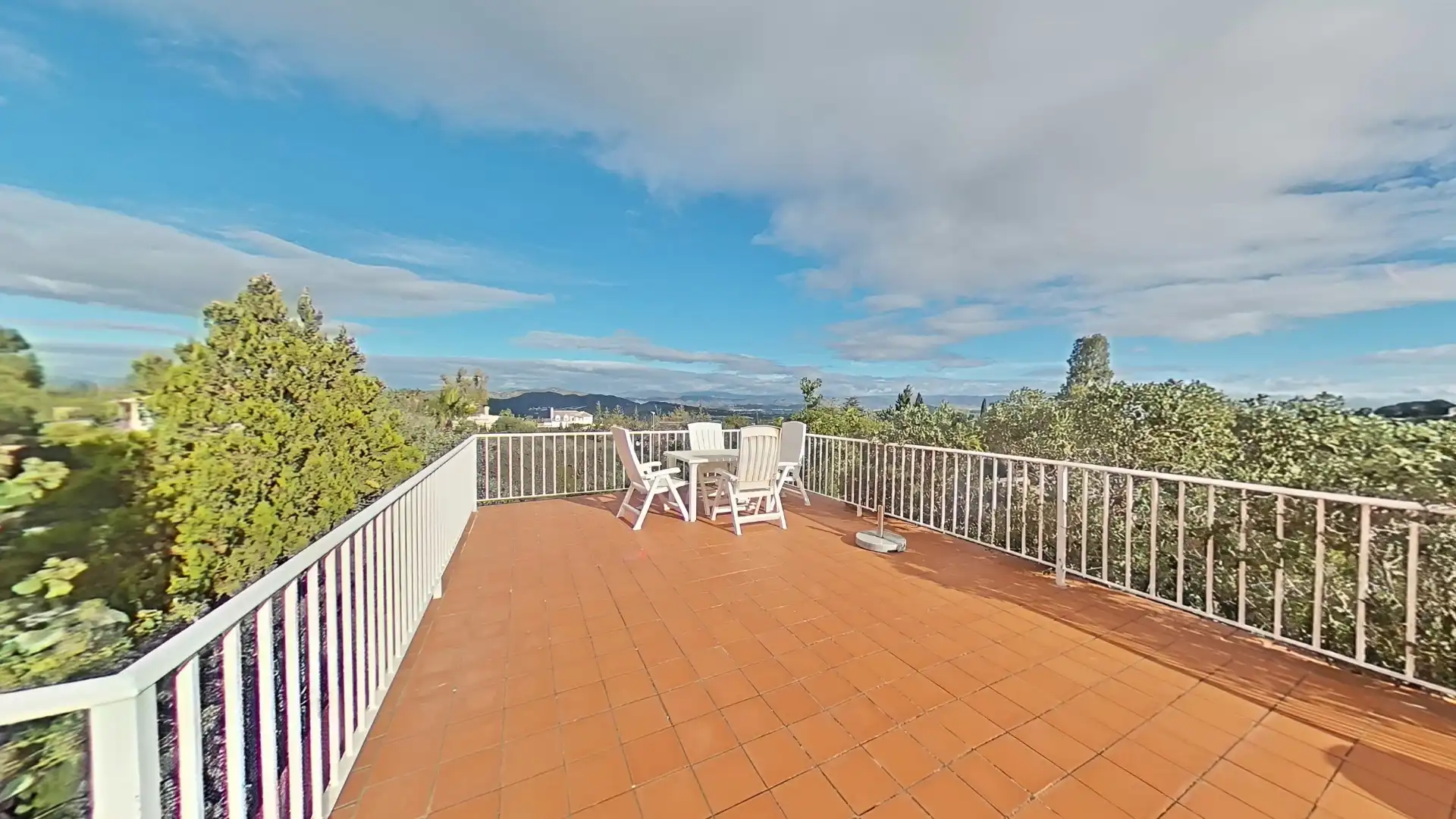 Terrassa de Casa o xalet en venda en Alhaurín de la Torre amb Aire condicionat, Calefacció i Jardí privat