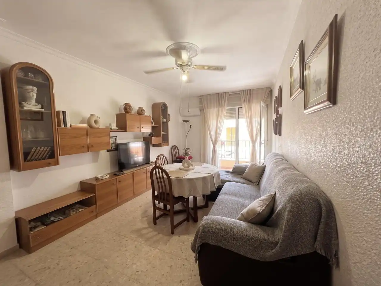 Sala d'estar de Apartament en venda en La Carlota amb Aire condicionat, Terrassa i Traster