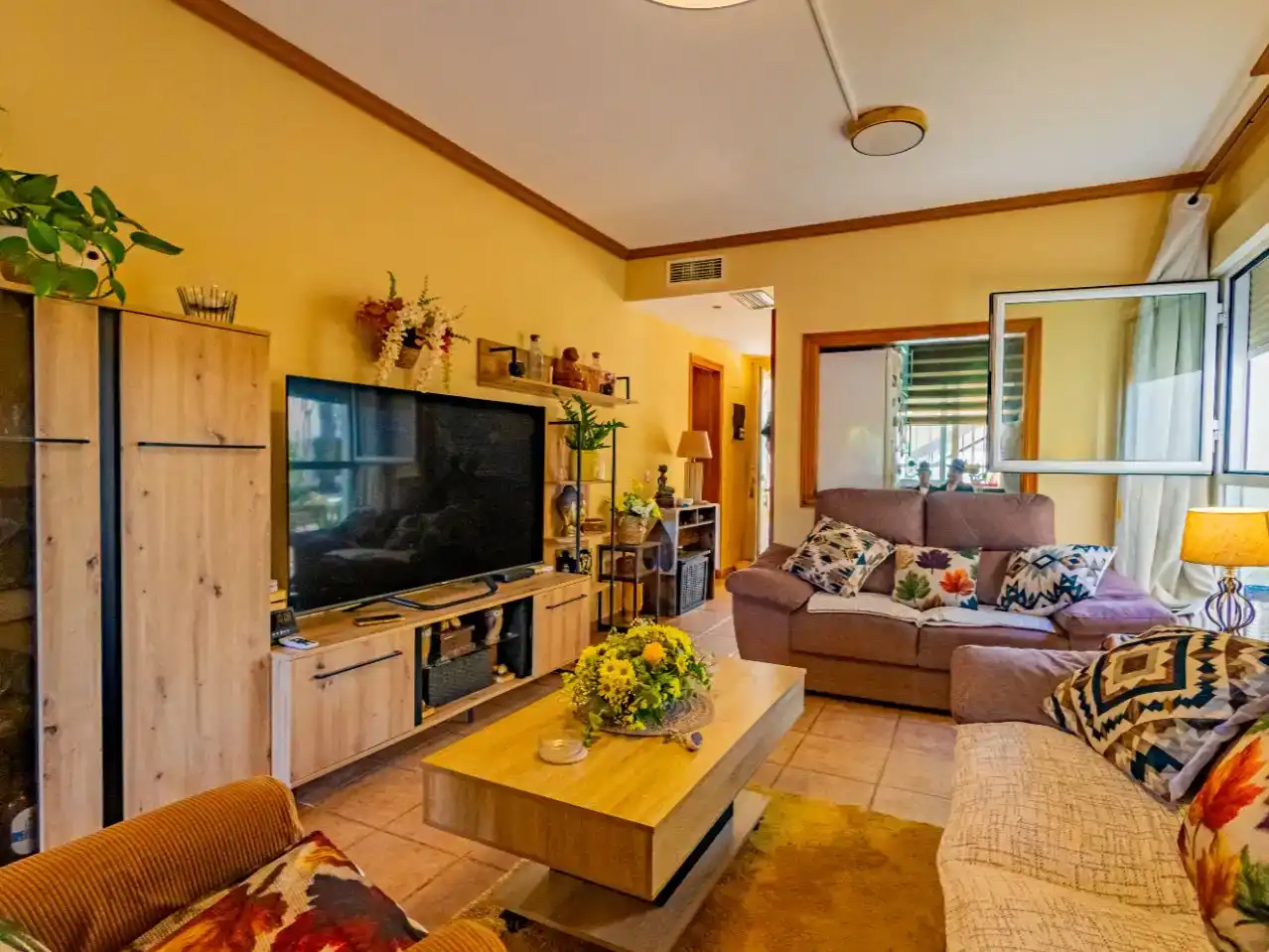 Living room of Flat for sale in Vera  with Air Conditioner, Private garden and Parquet flooring