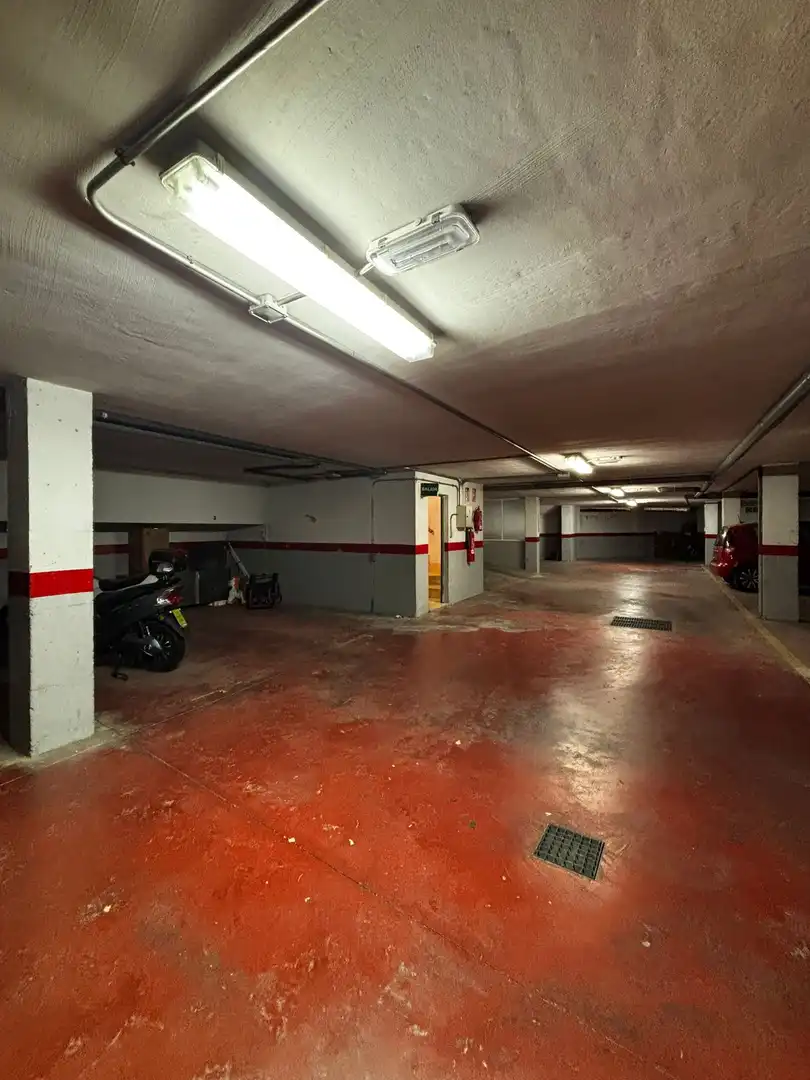 Parking de Piso en venta en San Pedro del Pinatar con Terraza y Amueblado
