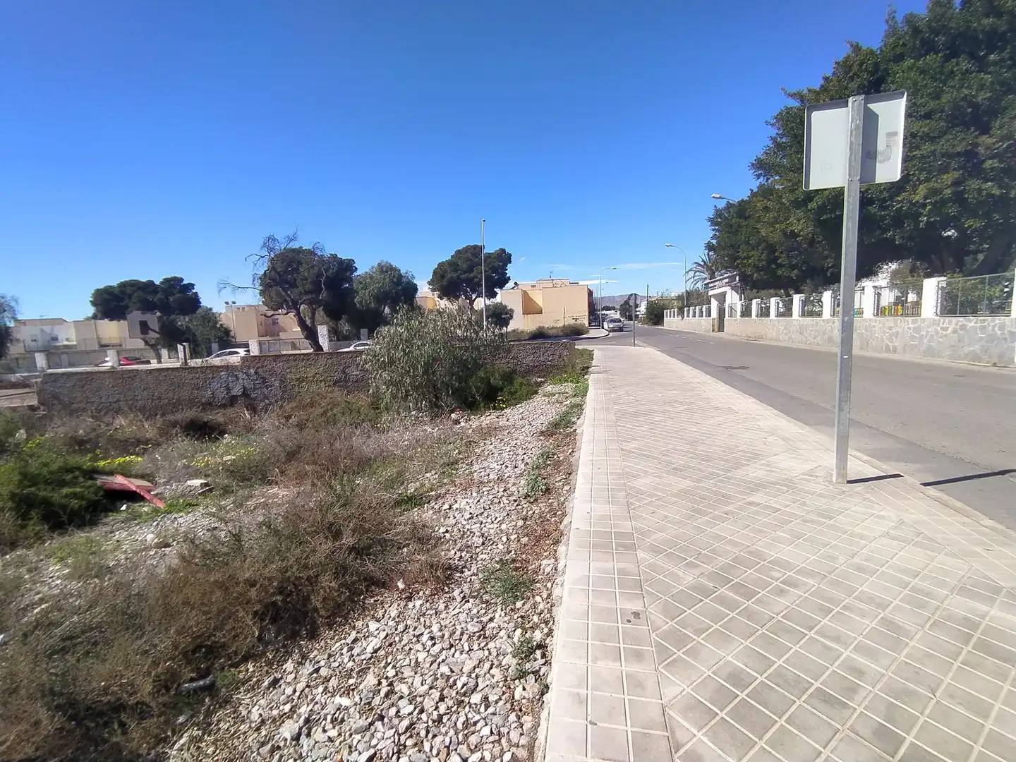 Vista exterior de Residencial en venda en Almería