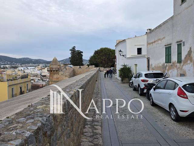 Edificio en Venta en Santa Creu en Dalt de la Vila - La Marina