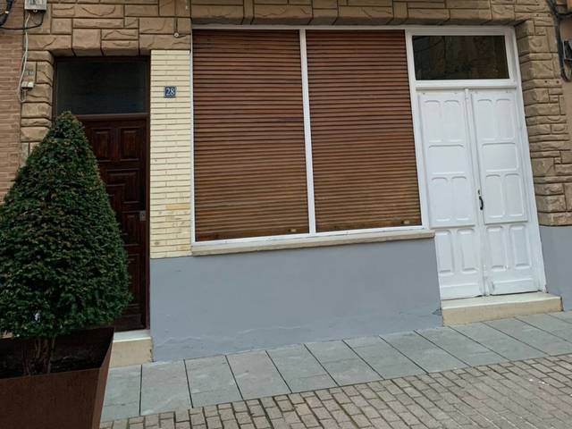 Local comercial en Alquiler en Avenida Navarra, 28 en Aldeanueva de Ebro