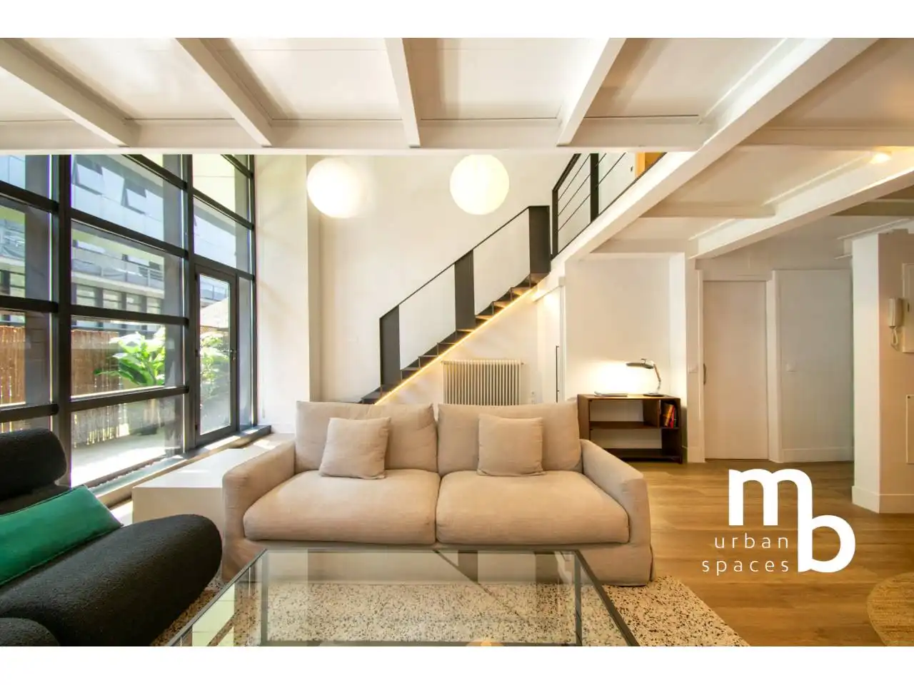 Sala de estar de Loft de alquiler en Alcobendas con Aire acondicionado, Calefacción y Terraza