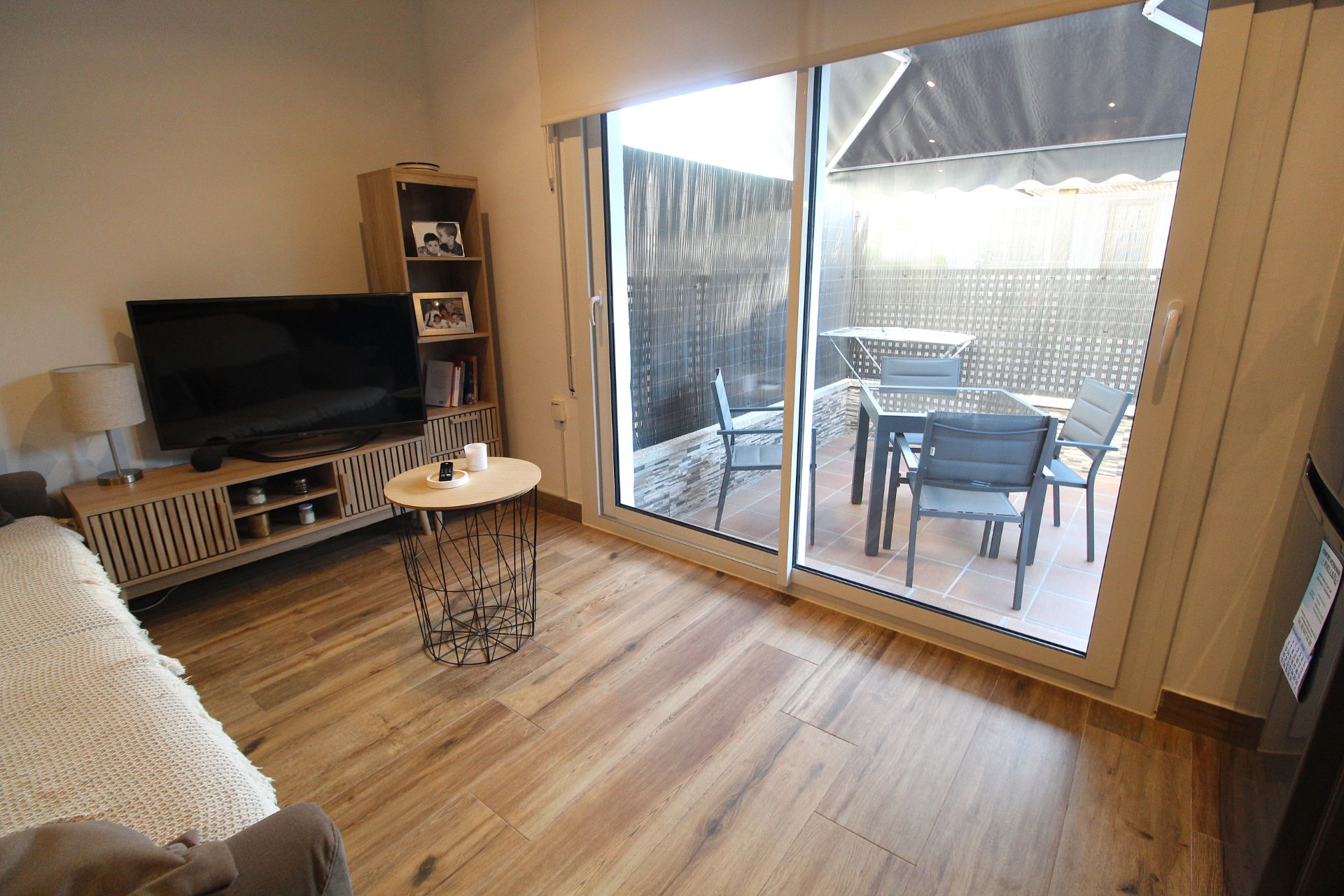 Sala d'estar de Planta baixa en venda en Sant Celoni amb Aire condicionat, Calefacció i Parquet