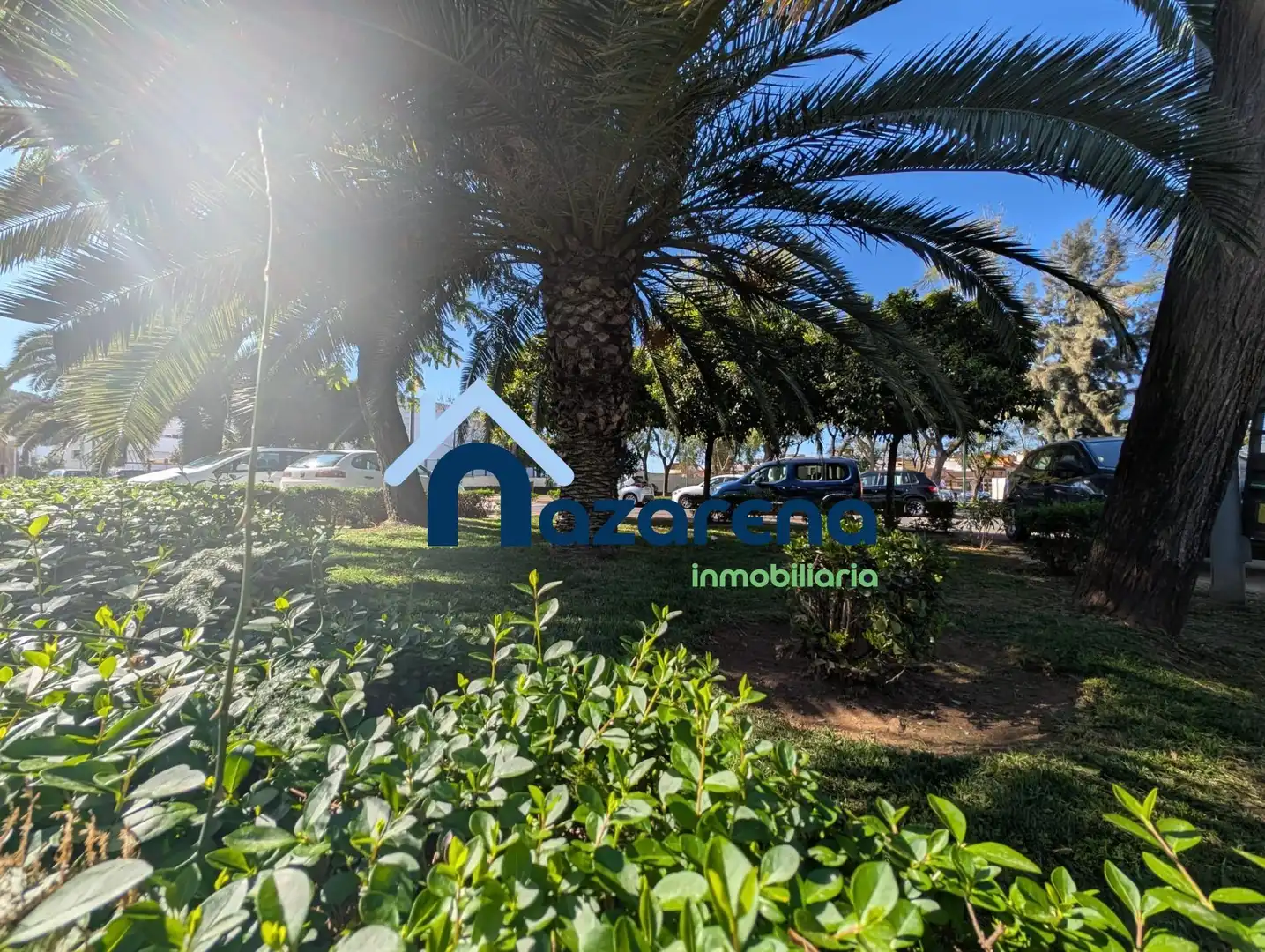 Casa o xalet en venda en Dos Hermanas amb Aire condicionat, Jardí privat i Parquet