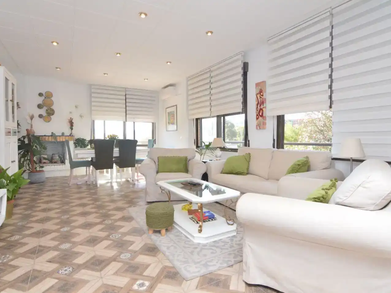 Wohnzimmer von Haus oder Chalet zum Verkauf in Chiva mit Klimaanlage, Schwimmbad und Balkon