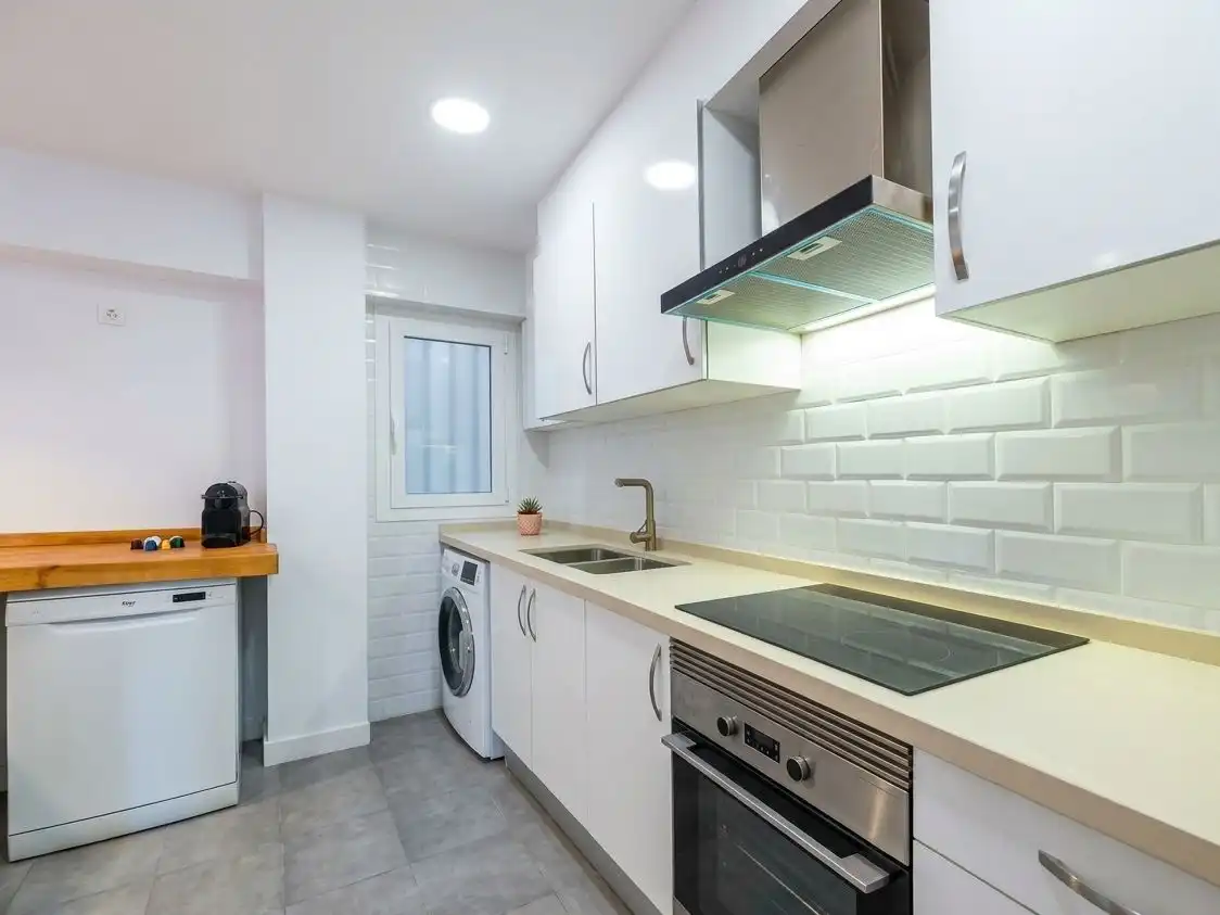 Kitchen of Flat for sale in Poblats Marítims