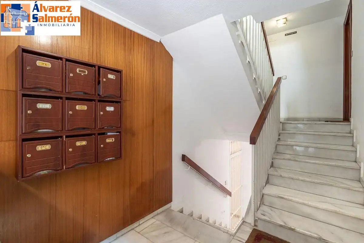Flat for sale in Granada