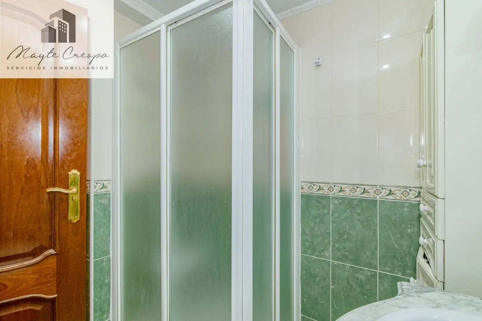 Baño de Piso en venta en Granada con Aire acondicionado y Balcón