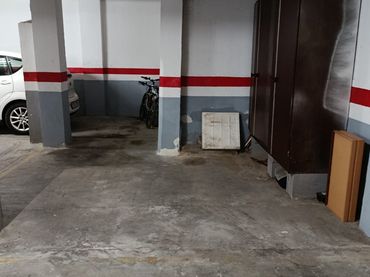 Individuel avec ascenseur à vendre à Carrer de Pere Martell