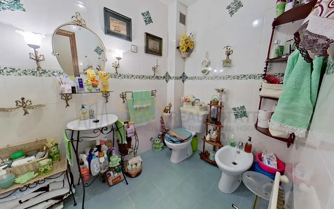 Bathroom of Detached homes for sale in Azuqueca de Henares  with Heating, Terrace and Furnished
