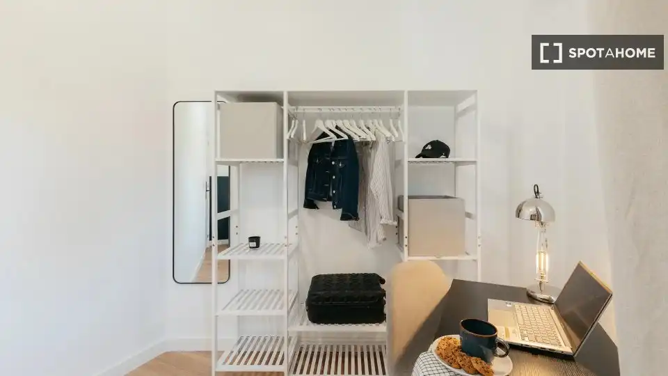 Bedroom of Flat for rent in Valencia  with Air Conditioner, Heating and Furnished