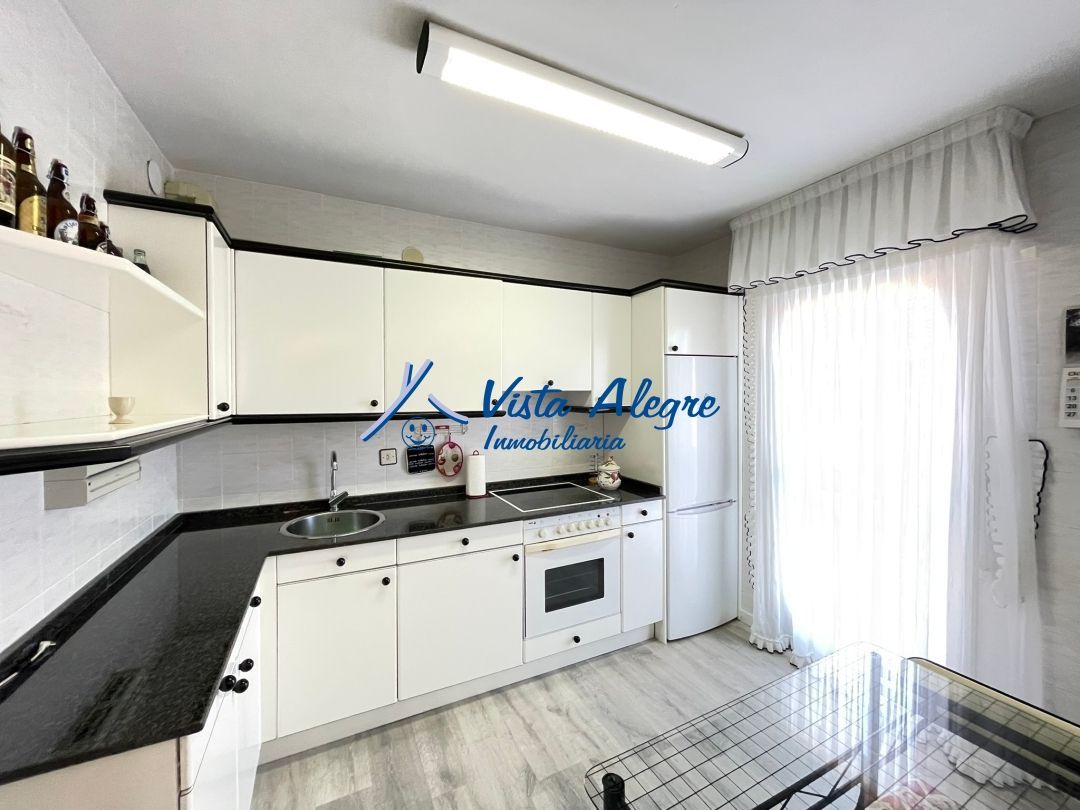 Kitchen of Single-family semi-detached for sale in Ollauri  with Heating, Parquet flooring and Terrace