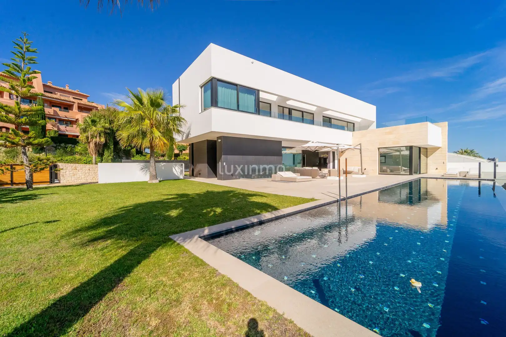 Villa avec terrasse à vendre à Golf Bahía, imagen 4