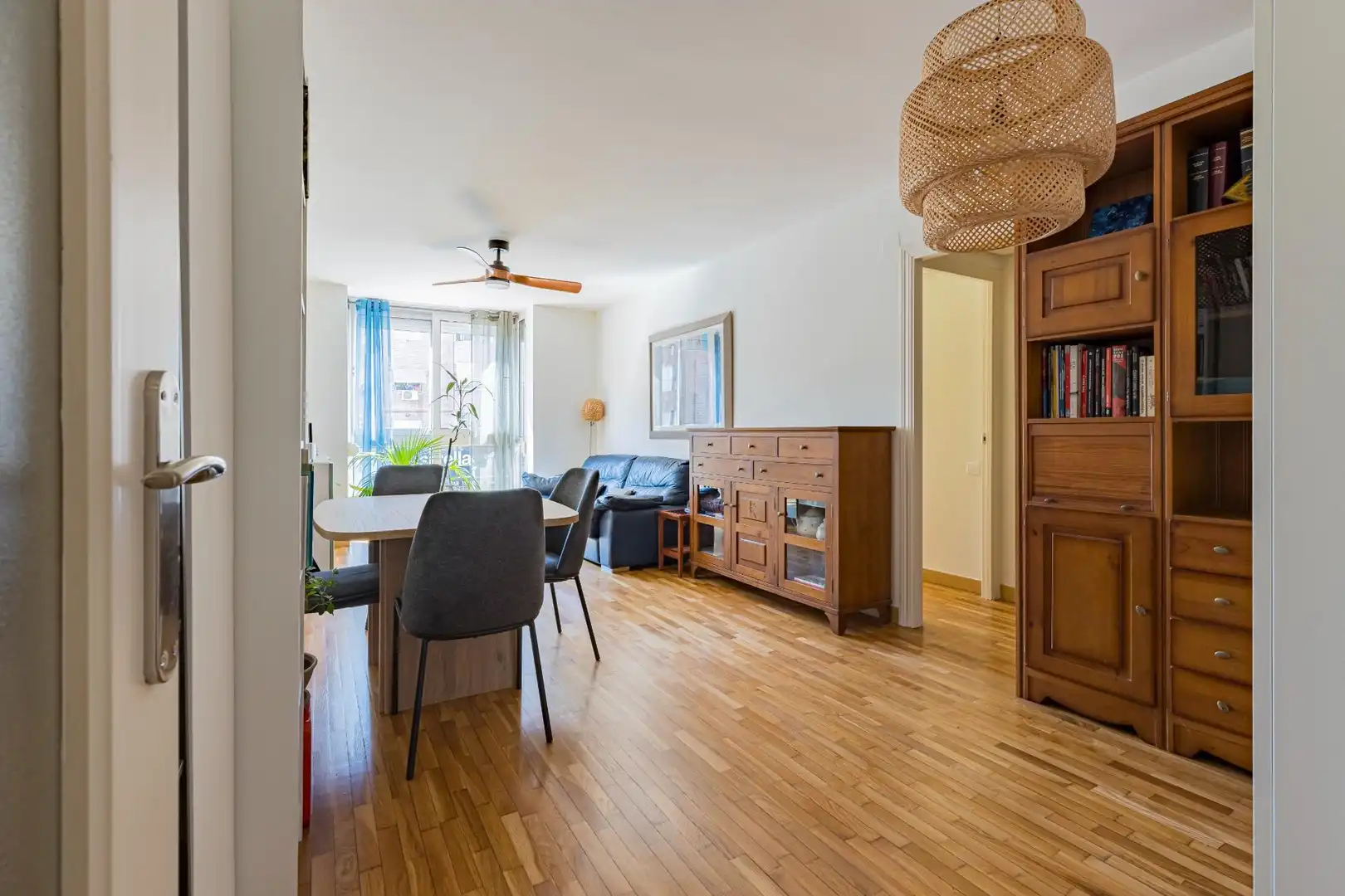 Sala d'estar de Pis en venda en Murcia amb Aire condicionat