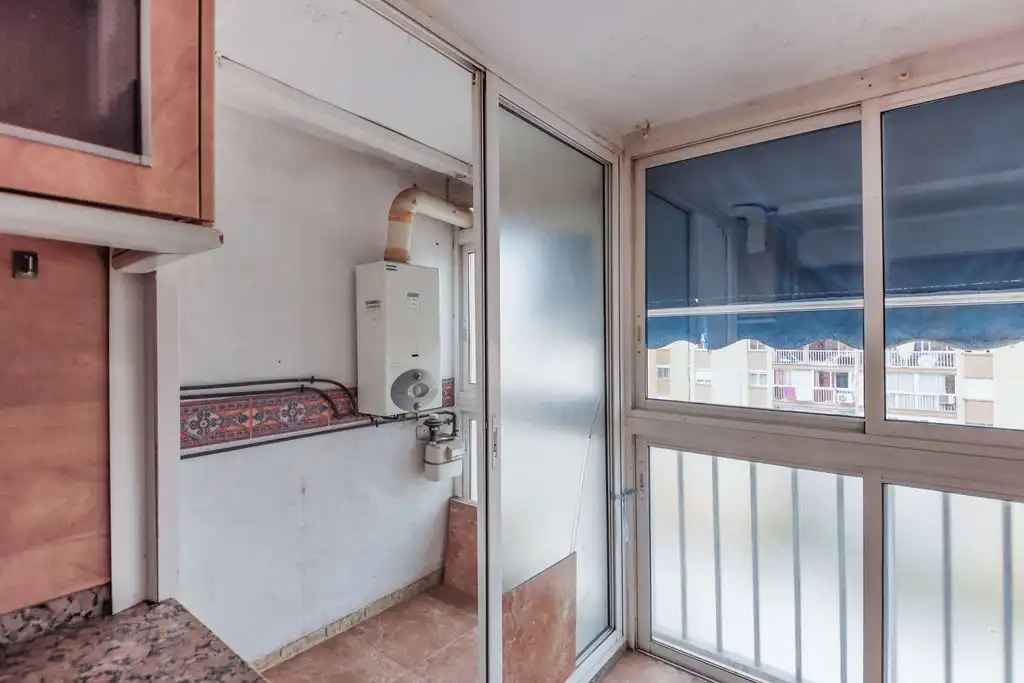 Flat for sale in Av Montsant, Sant Salvador
