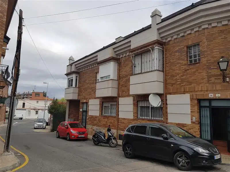 Garage zum Verkauf in C/ San Lorenzo, Colmenarejo