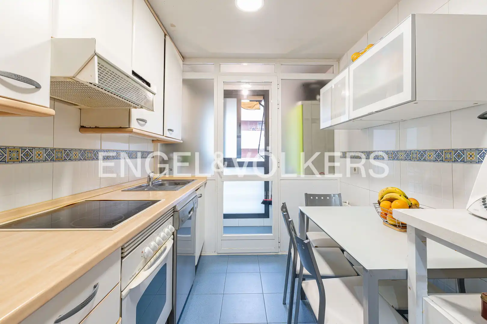 Cocina de Piso en venta en Madrid con Aire acondicionado, Calefacción y Trastero