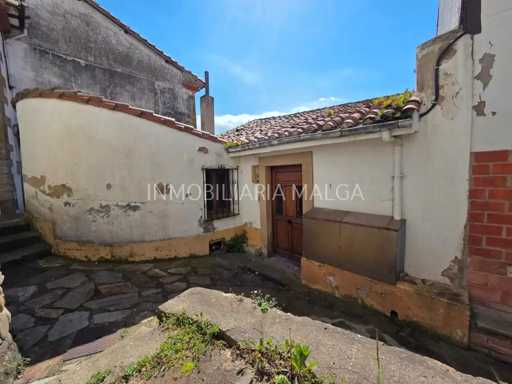 Houses for sale in Colunga  with Storage room and Balcony