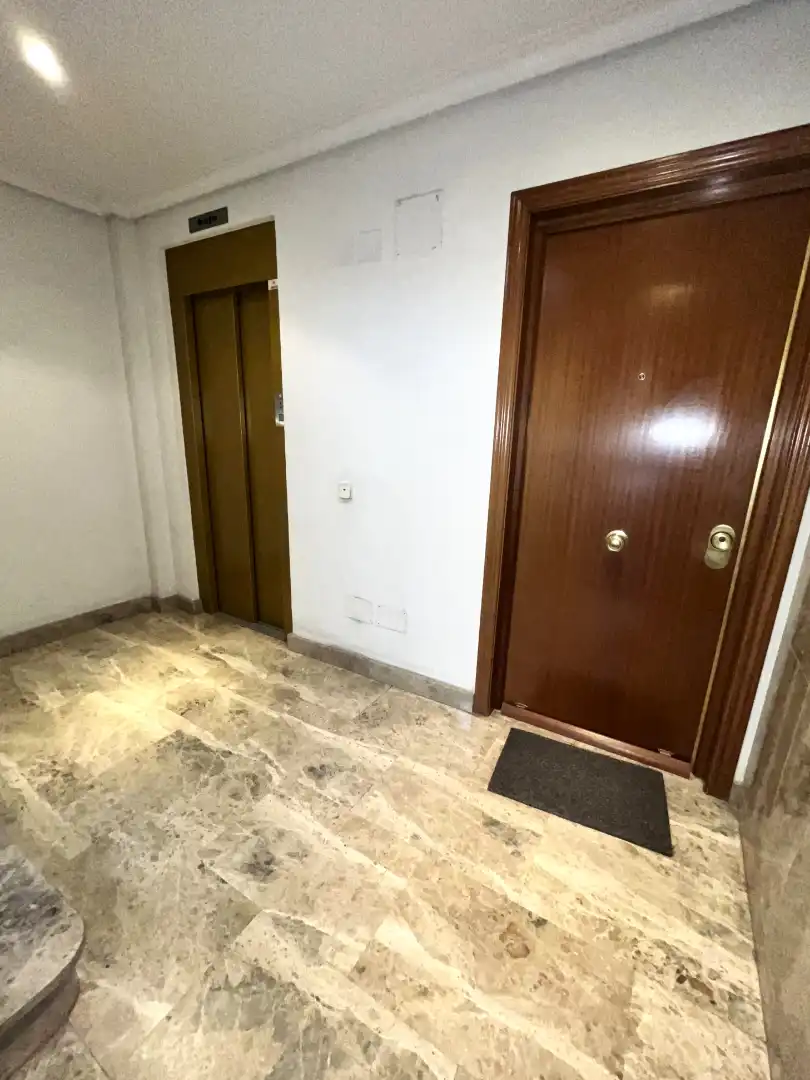 Wohnung zum Verkauf in Madrid mit Klimaanlage, Heizung und Abstellraum