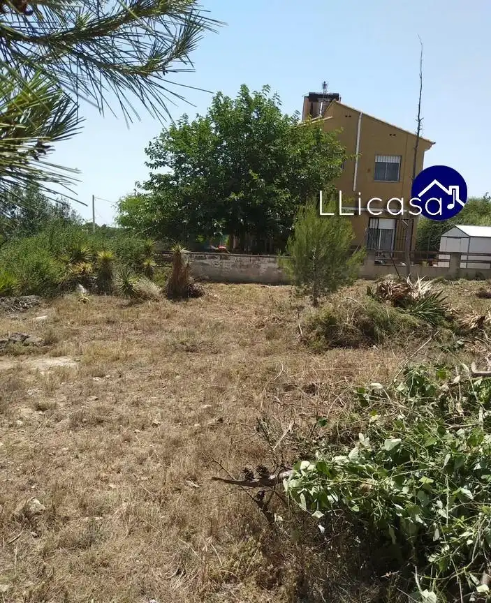 Terreny residencial en venda a Urbanizaciones
