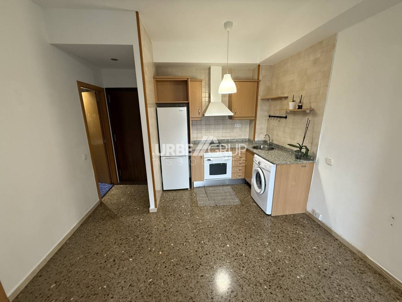 Cocina de Piso de alquiler en Terrassa con Calefacción y Balcón