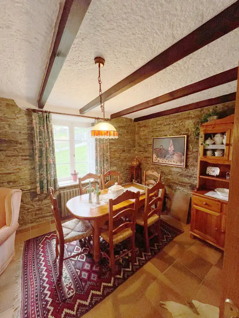 Comedor de Casa o chalet en venta en A Pontenova   con Calefacción, Jardín privado y Parquet