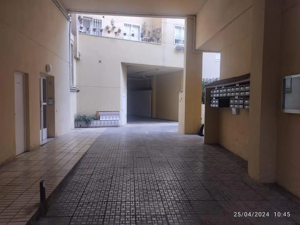 Pis en venda en Melilla amb Piscina comunitària