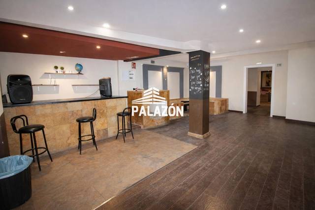 Local comercial en Venta en Catral