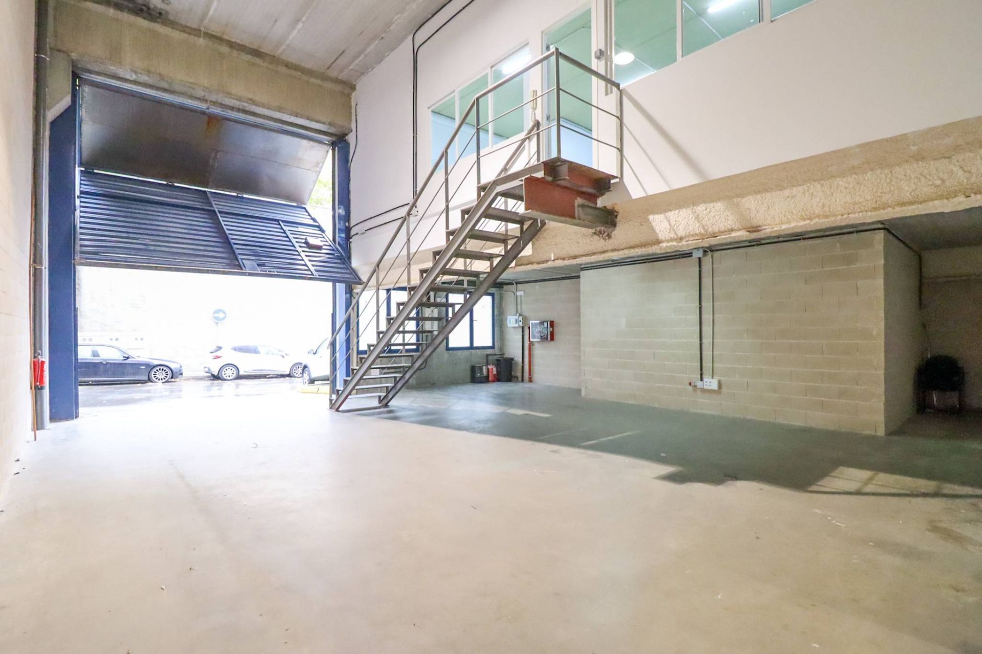 Local en venda en San Sebastián de los Reyes amb Aire condicionat