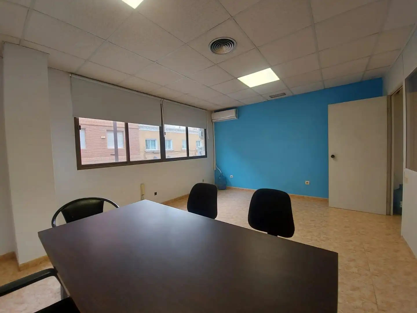 Bureau avec ascenseur à louer à El Ejido Ciudad, imagen 2