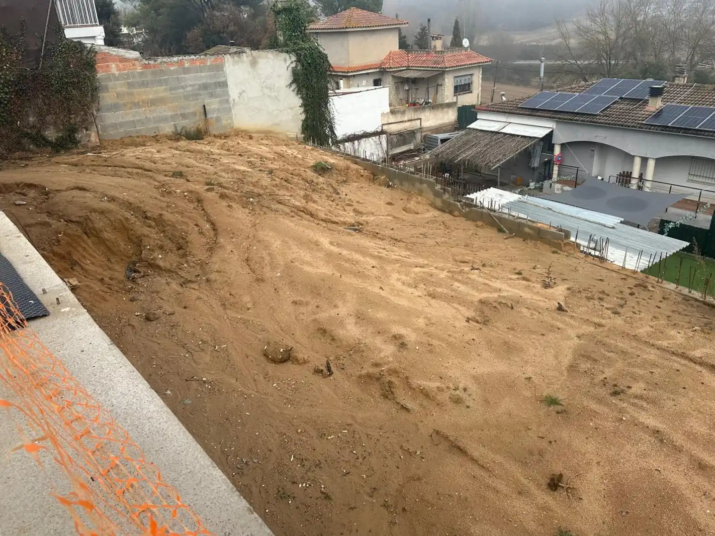 Xalet amb jardí en venda a Carrer de l'Empordà, imagen 4