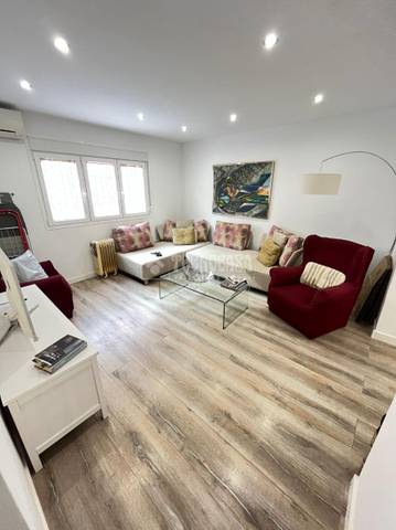 Piso en Venta en Valdezarza