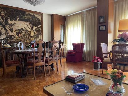 Living room of Flat for sale in  Lleida Capital  with Air Conditioner, Heating and Parquet flooring