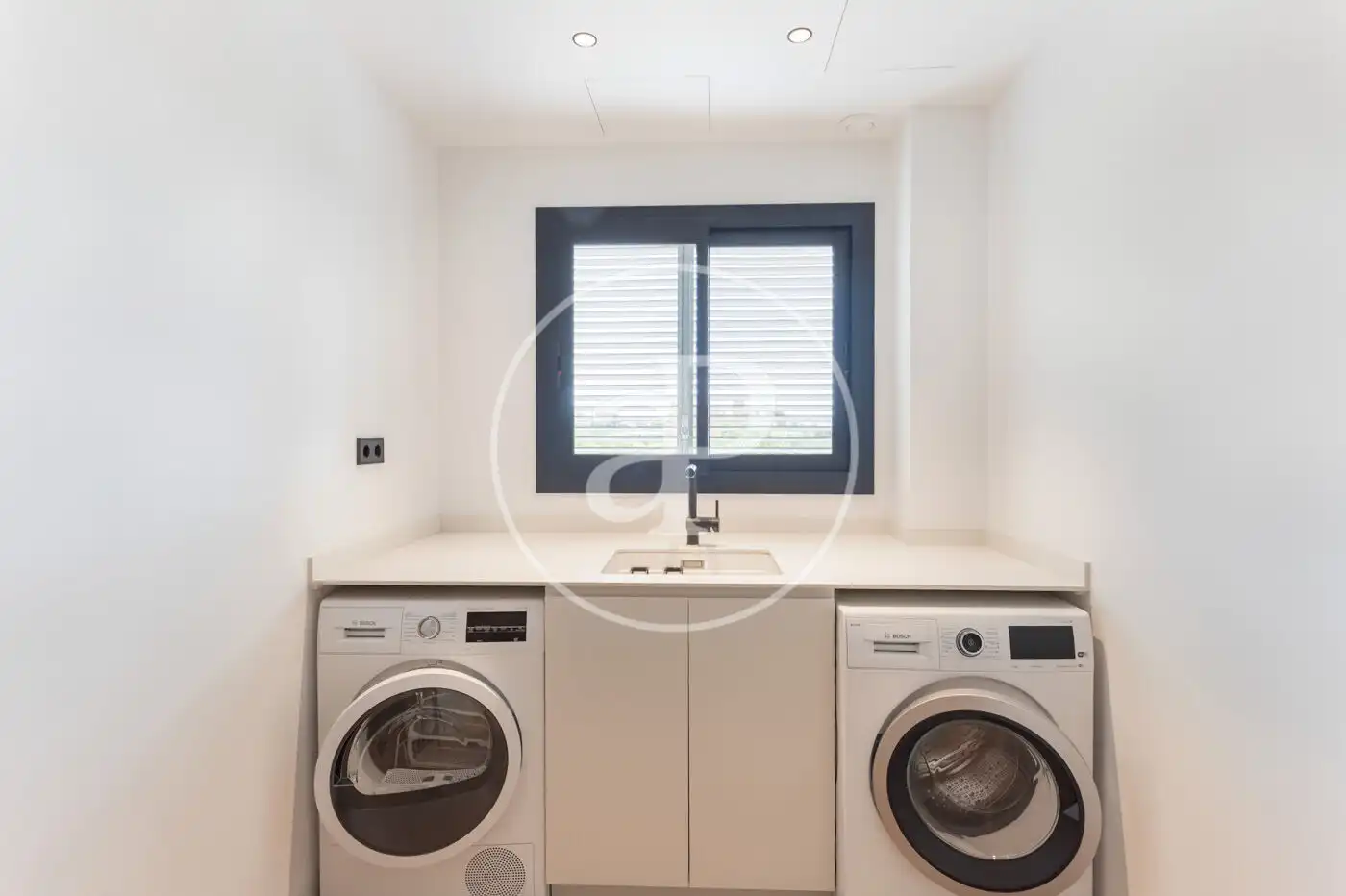 Cocina de Piso de alquiler en Barcelona con Aire acondicionado, Calefacción y Jardín privado