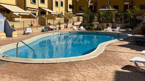 Foto 2 de Apartamento en venta en Playa de Fañabé, Adeje