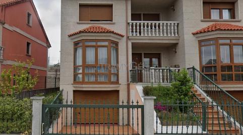 Foto 2 de Casa adosada en venda a Rua Os Anxos, O Carril, Vilagarcía de Arousa