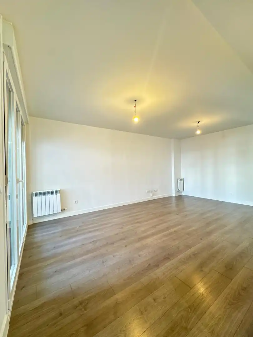 Sala de estar de Piso de alquiler en Segovia con Calefacción, Terraza y Trastero