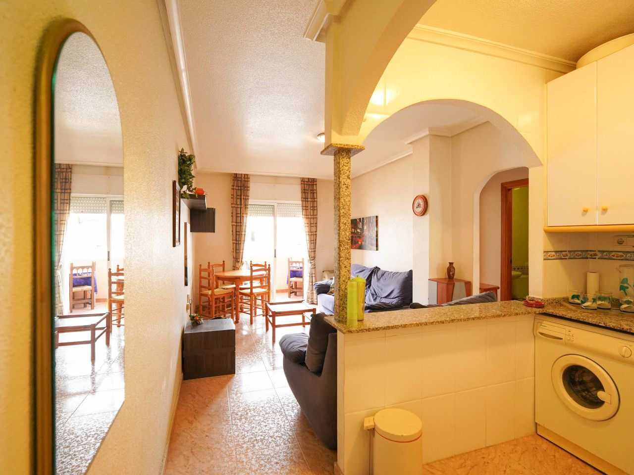 Ático en venta en Torrevieja con Calefacción, Terraza y Piscina