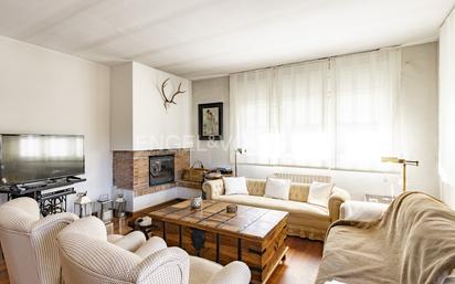 Living room of House or chalet for sale in Cervelló  with Air Conditioner, Heating and Private garden