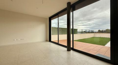 Foto 2 de Casa adosada en venda a Riumors, Girona