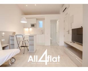 Bedroom of Loft to rent in  Barcelona Capital  with Air Conditioner, Heating and Parquet flooring