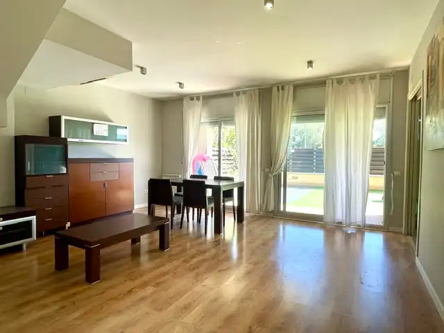 Duplex con terrazza in vendita a Carrer Llevant, imagen 2