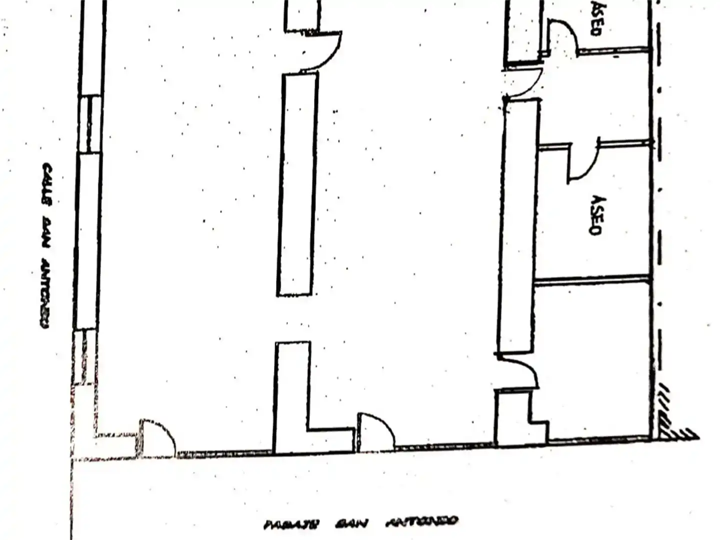 Commercial properties for rent in Marmolejo  with Air Conditioner
