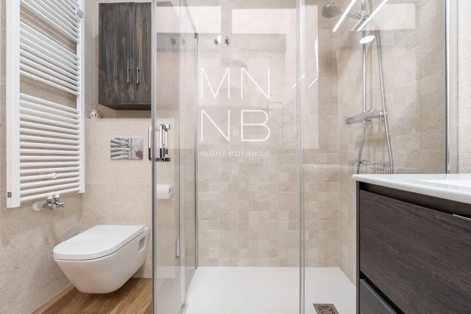 Bathroom of Detached homes for sale in Mataró  with Air Conditioner, Heating and Furnished