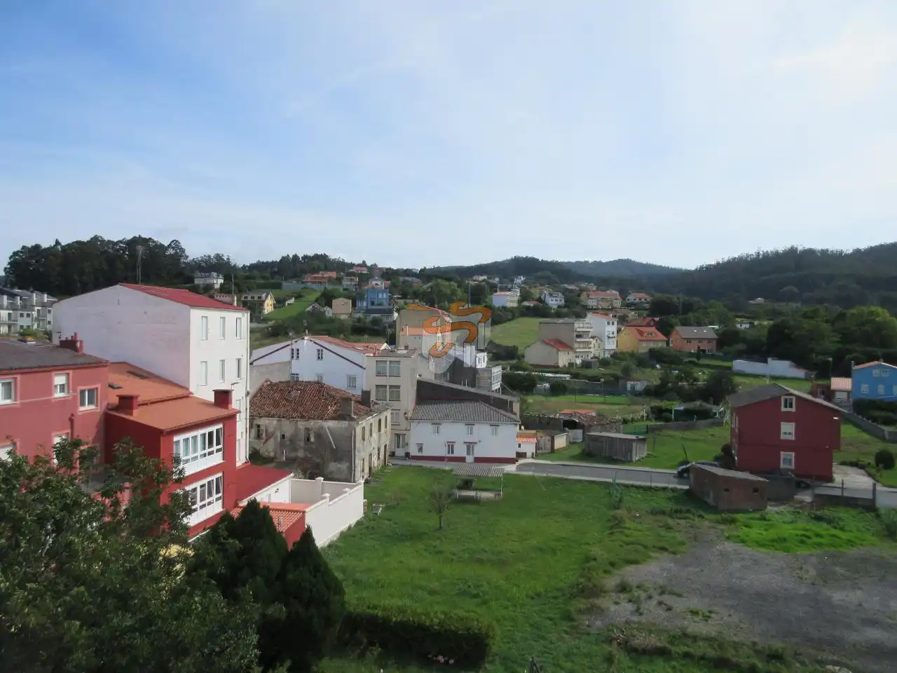 Vista exterior de Edifici en venda en Cedeira